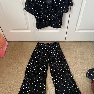 Black White Polka Dot Wide Leg Palazzo Pants & Poka Dot Top!